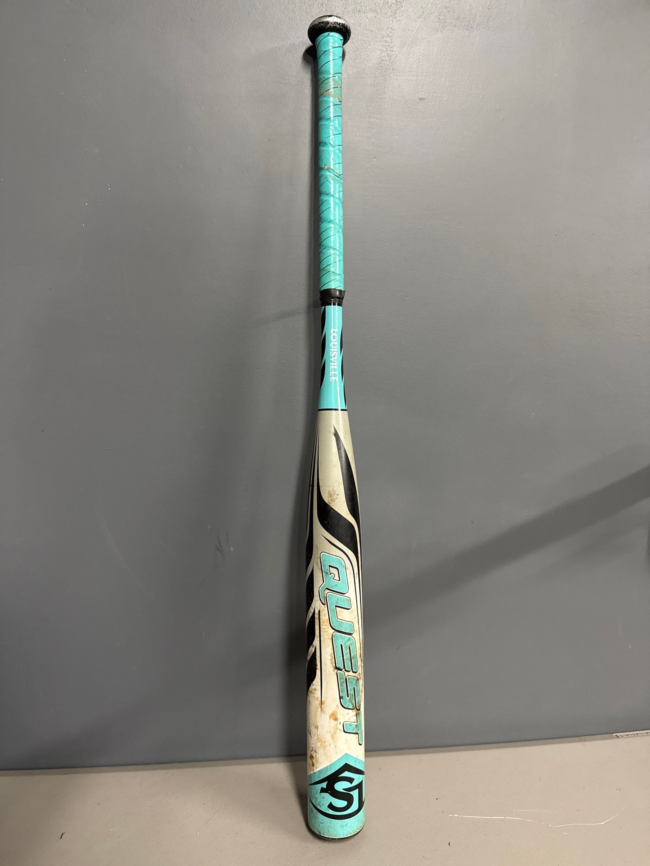 31" -12 Louisville Slugger Quest Softball Bat 