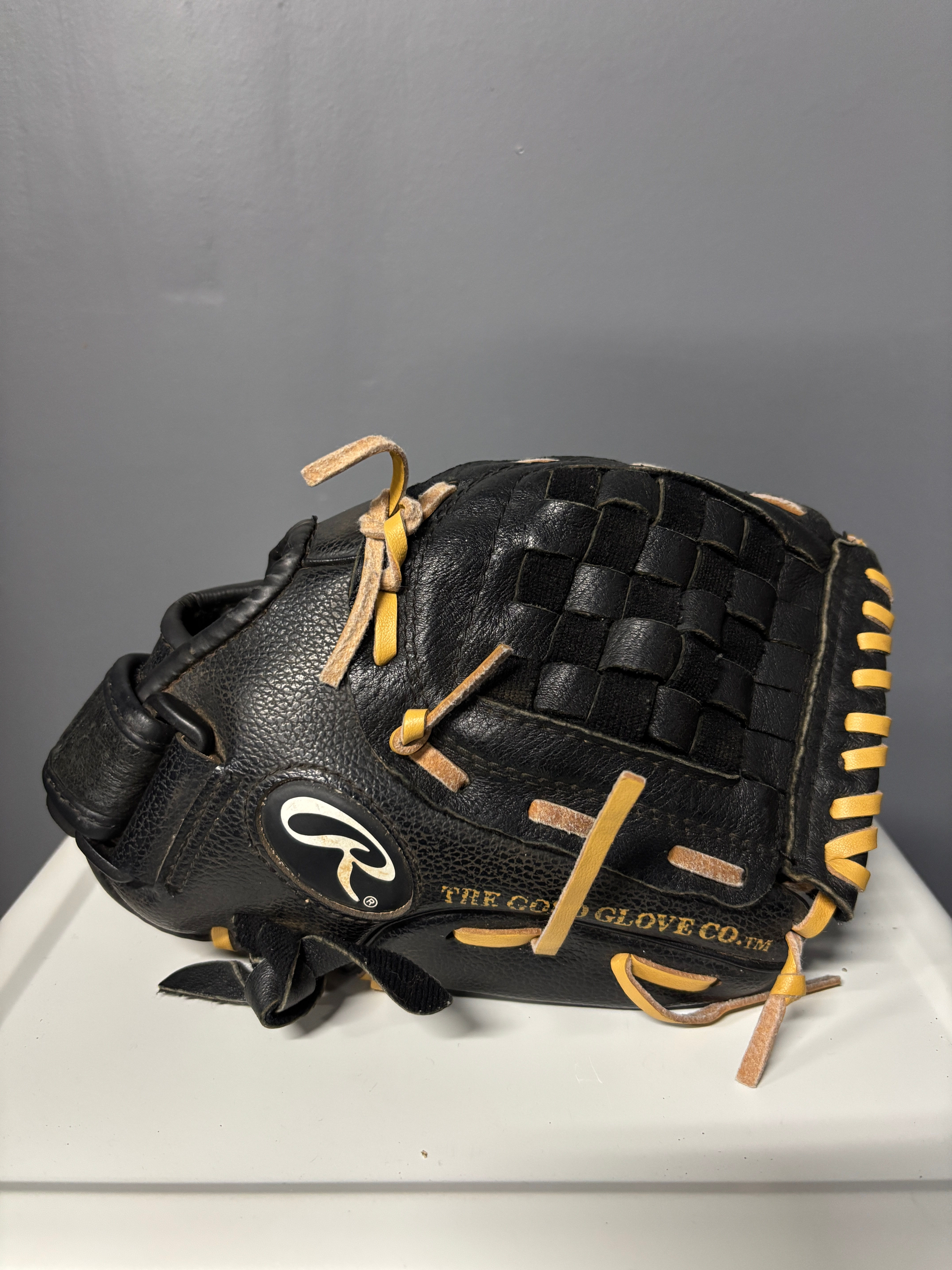 11” Rawlings Playmaker Series Glove
