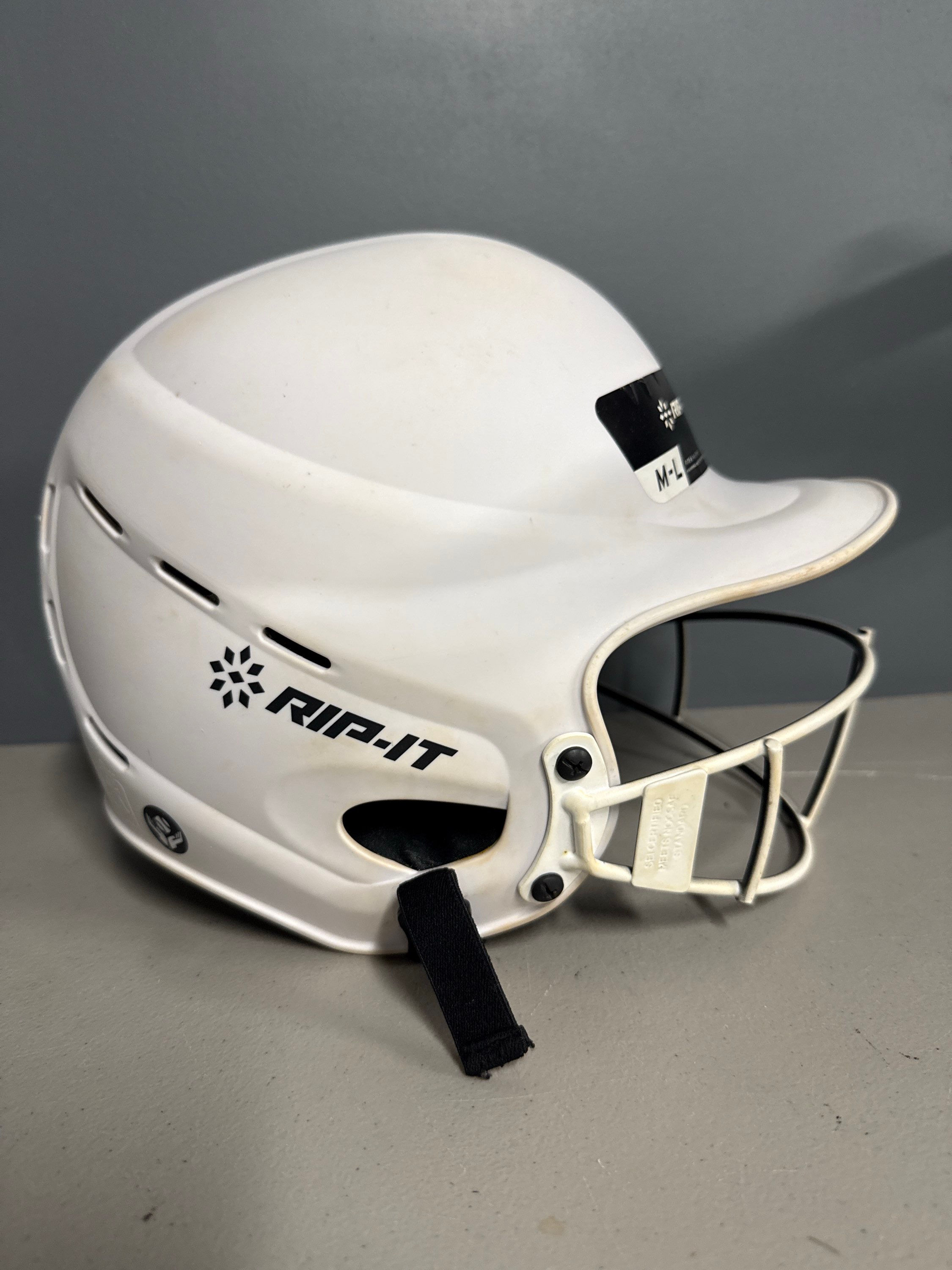 Rip It  Matte White M-L Softball Helmet