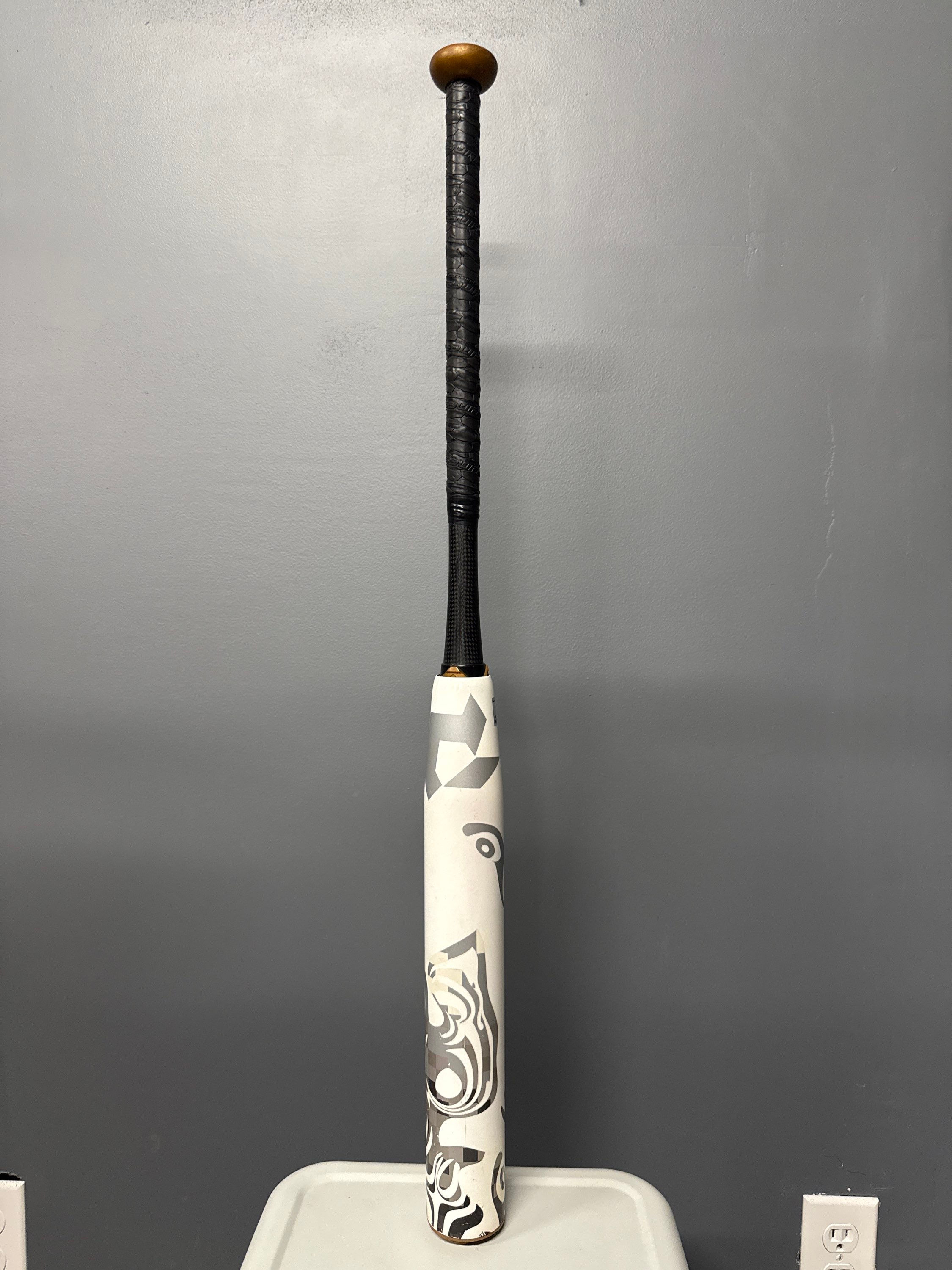 32” -10 Demarini Whisper Softball Bat