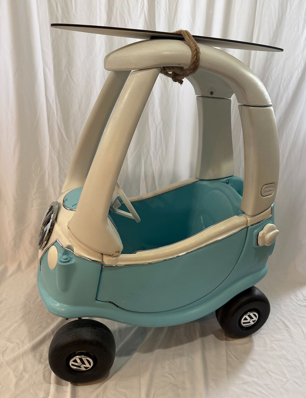 Vintage Cozy Coupe surfer van prop rental in Jacksonville for beach-themed birthdays, baby showers a