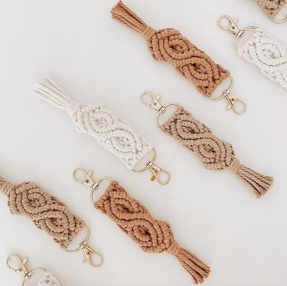 MACRAME KEY RING.png