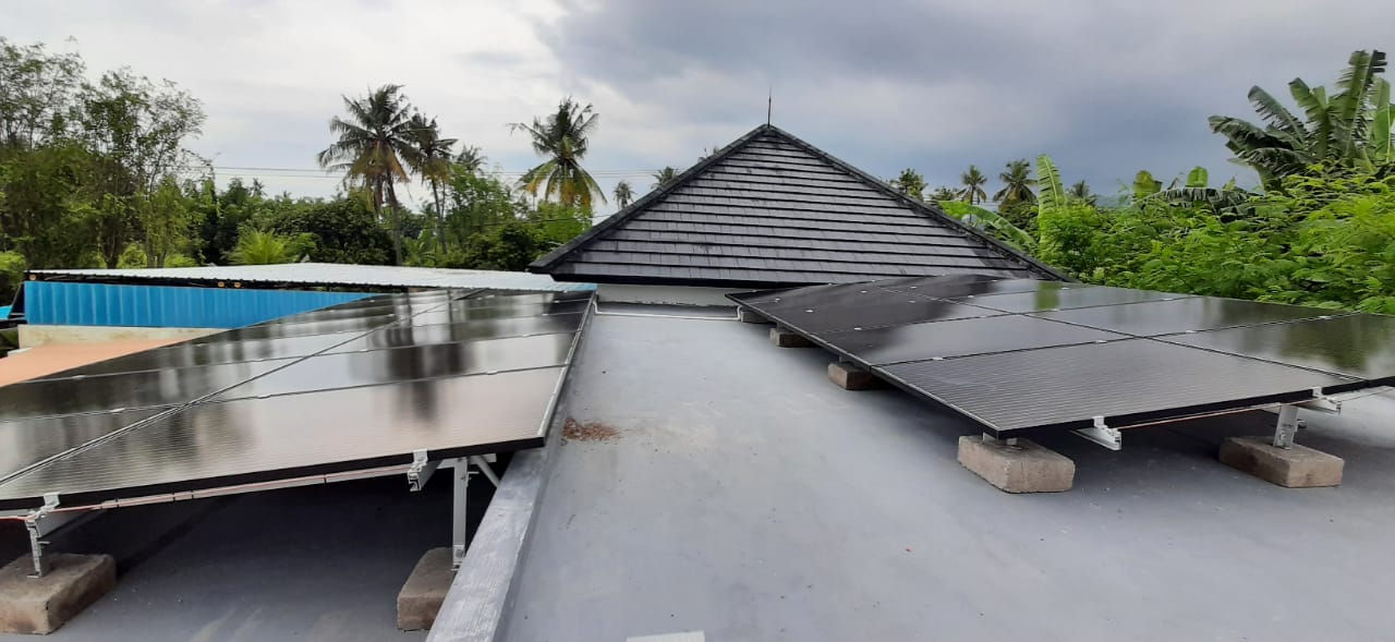 On grid solar panel system installation in North Bali 
