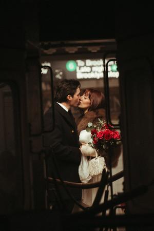 subway engagement photo locations nyc