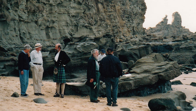A 2003 reenactment of the first Australian dinosaur find. Image: Wendy White.