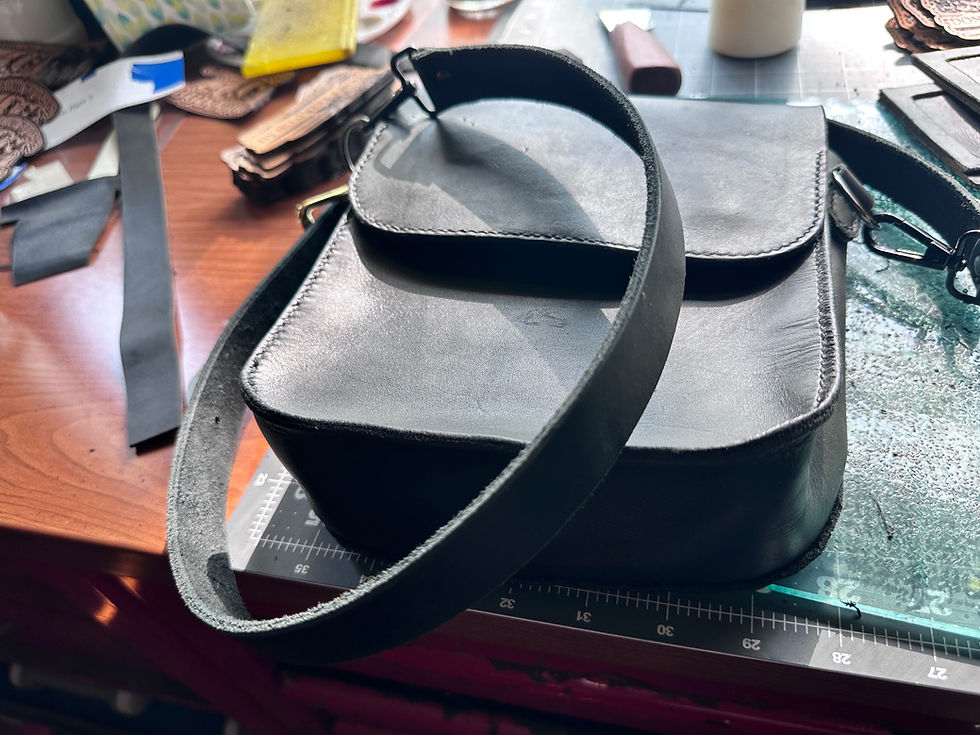 正規品保証・送料込◆JILLSTUART◆MATEO LEATHER MESSENGER BAG ☆関税込☆JILLSTUART☆MATEO LEATHER MESSENGER BAG