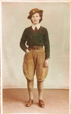 Women's Land Army story 001 (4)