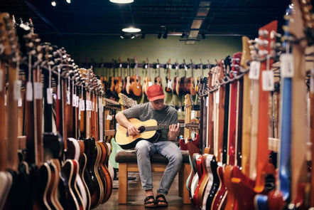 180314_BA_Nashville_Guitar_Shop_FINAL.jpg