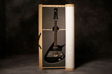 Tao-Guitars1999.jpg