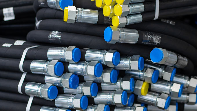 Hydraulic hose kits