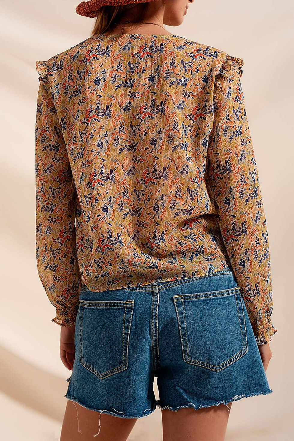 Thumbnail: Floral Metallic Ruffle Blouse in Green