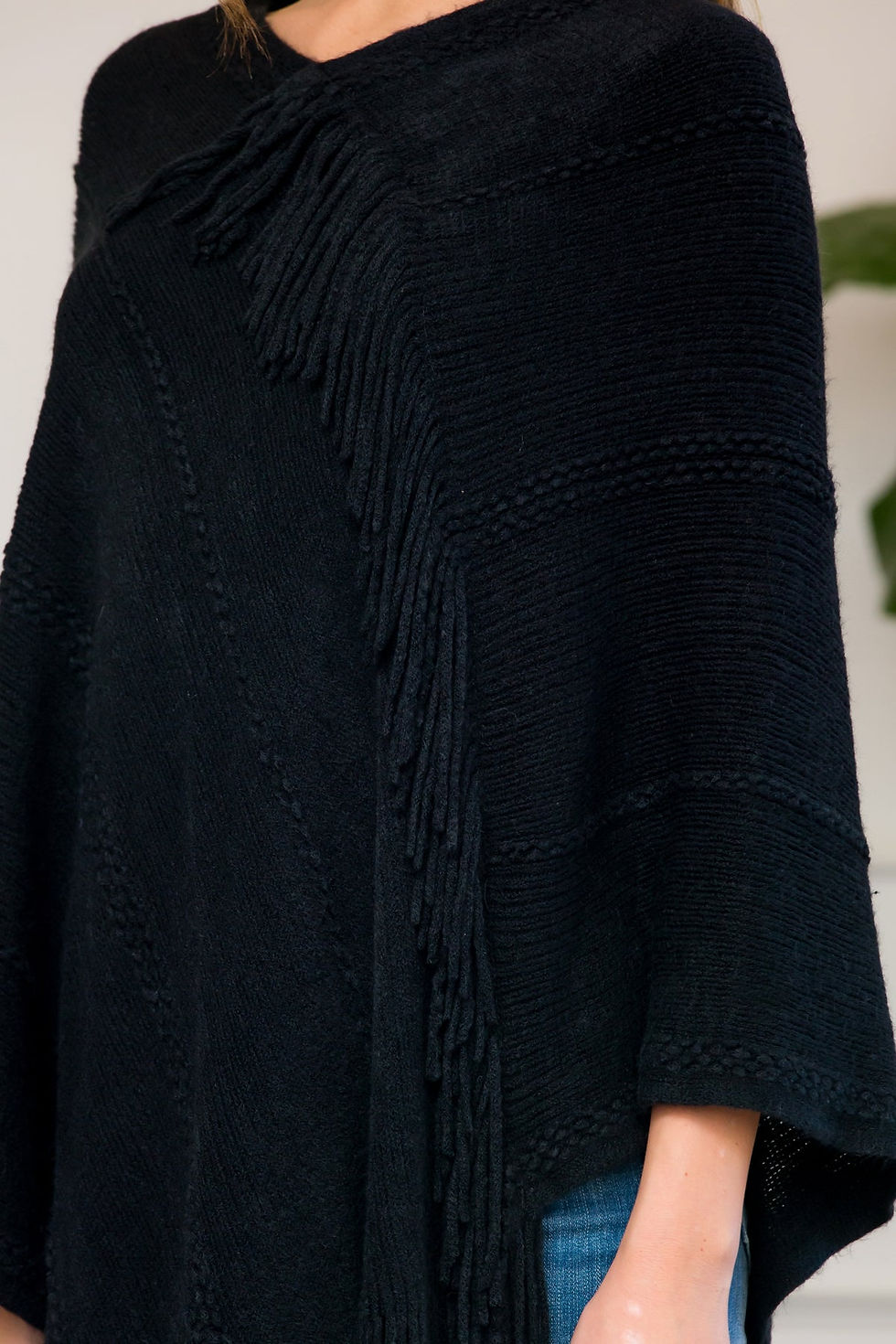Thumbnail: Asymmetric Fringe Poncho