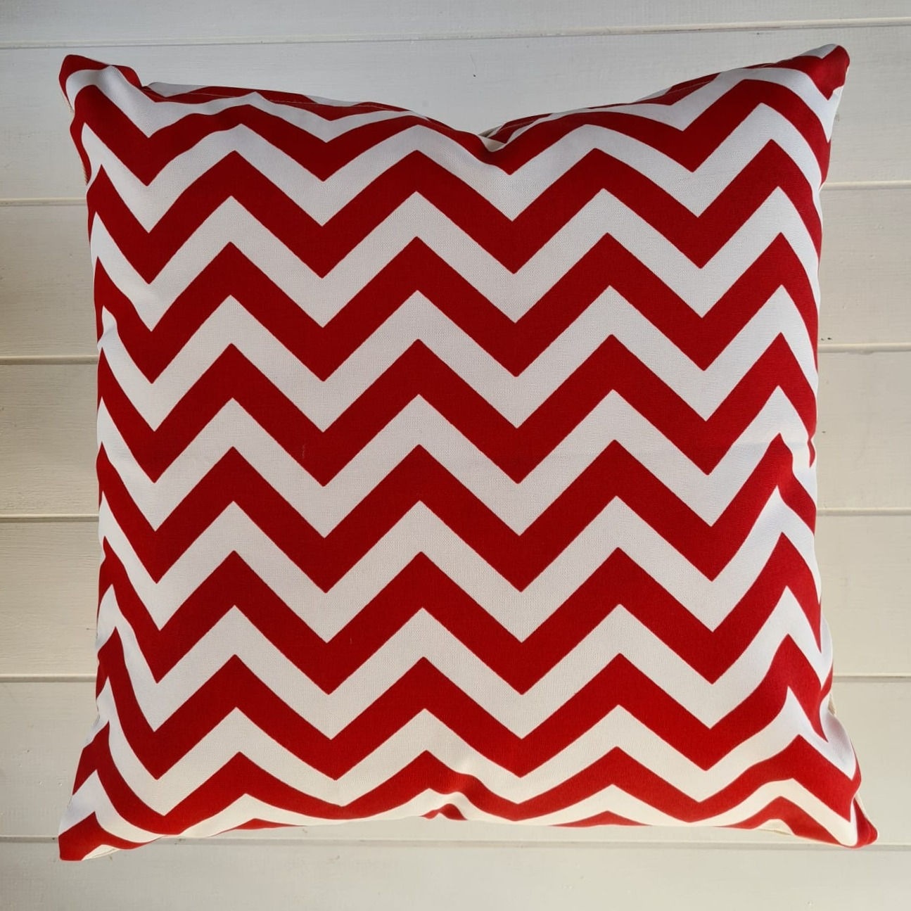 Almohadon Chevron Rojo 50 x 50