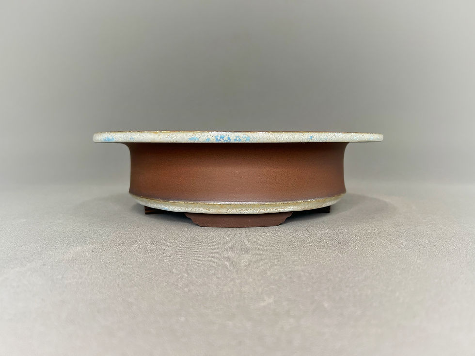 Thumbnail: Wide Rim Crystalline Accents