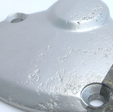 VAQUAウェットブラストとRoyalウェットブラストを半分ずつあてたクラッチアジャストカバー