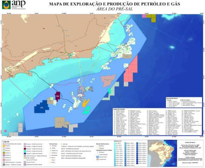 Mapa das áreas de exploração e produção do pré-sal brasileiro, destacando os principais campos localizados nas bacias de Santos, Campos e Espírito Santo.