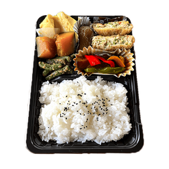 メンチカツ弁当