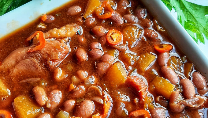 STEWED PINK BEANS with Smoked Turkey