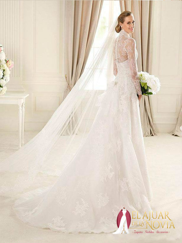 Miniatura: Vestido de novia Corte A  Alquiler Nuevo
