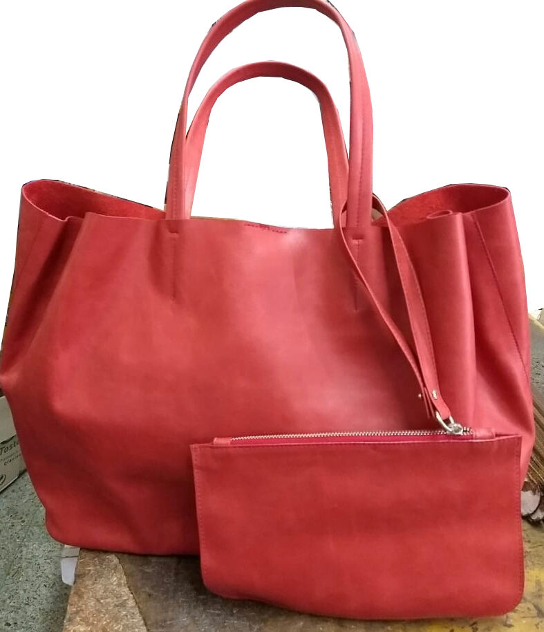 Miniatura: Carteras en cuero con broche y sobre  incluido