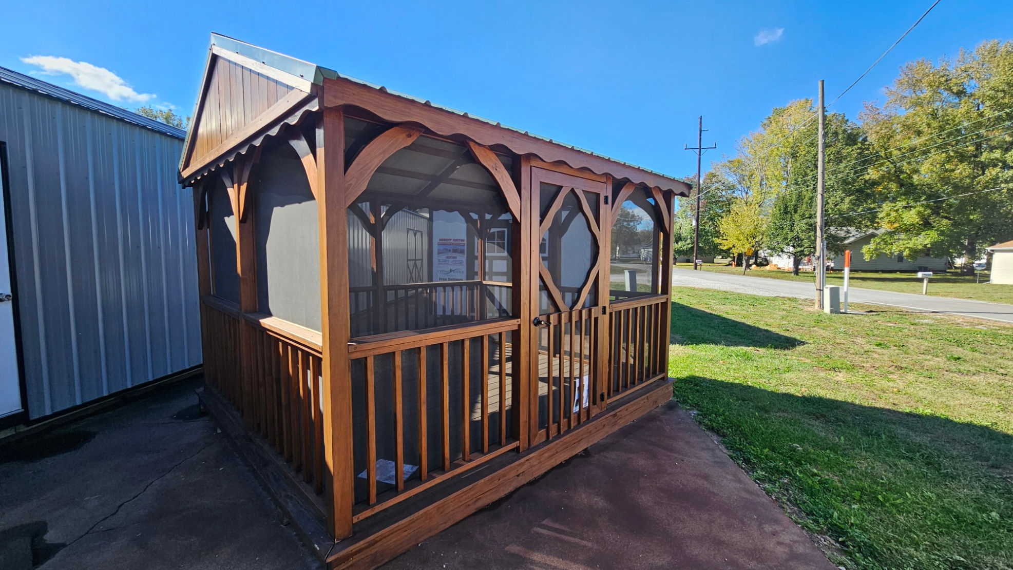 10x12 Screened-In Gazebo โ Stained Wood & Oak Floor