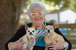 Sue@RobinsNestRamona.com