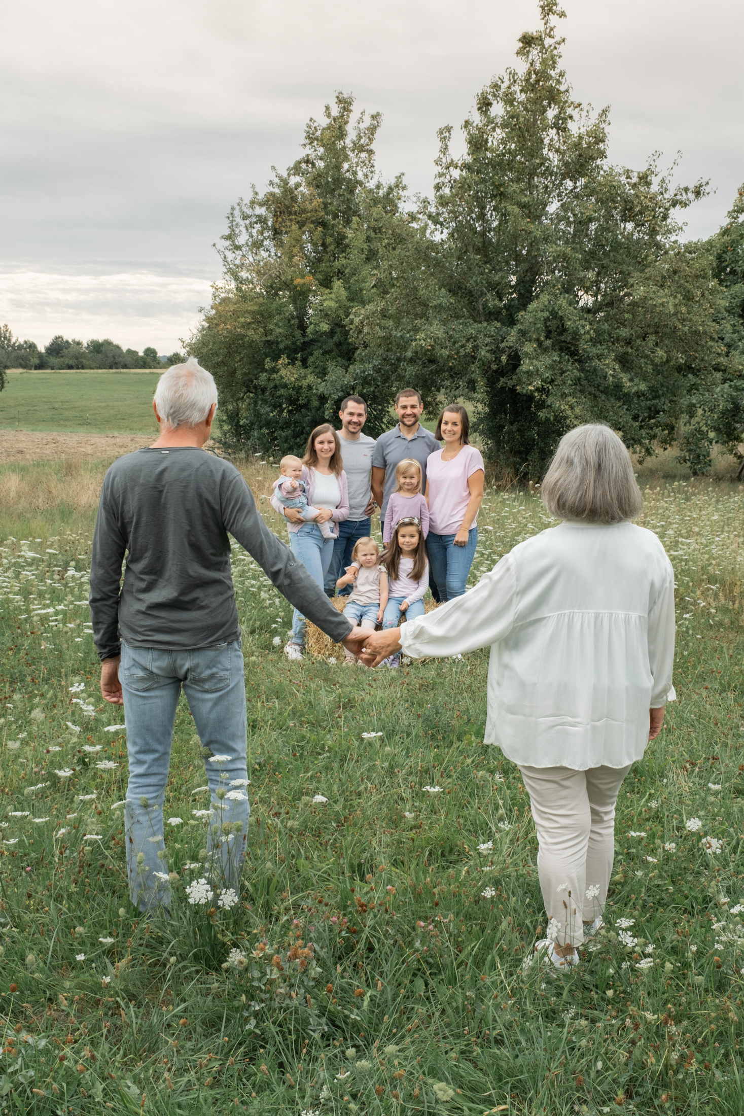 Großeltern-Kinder-Fotoshooting