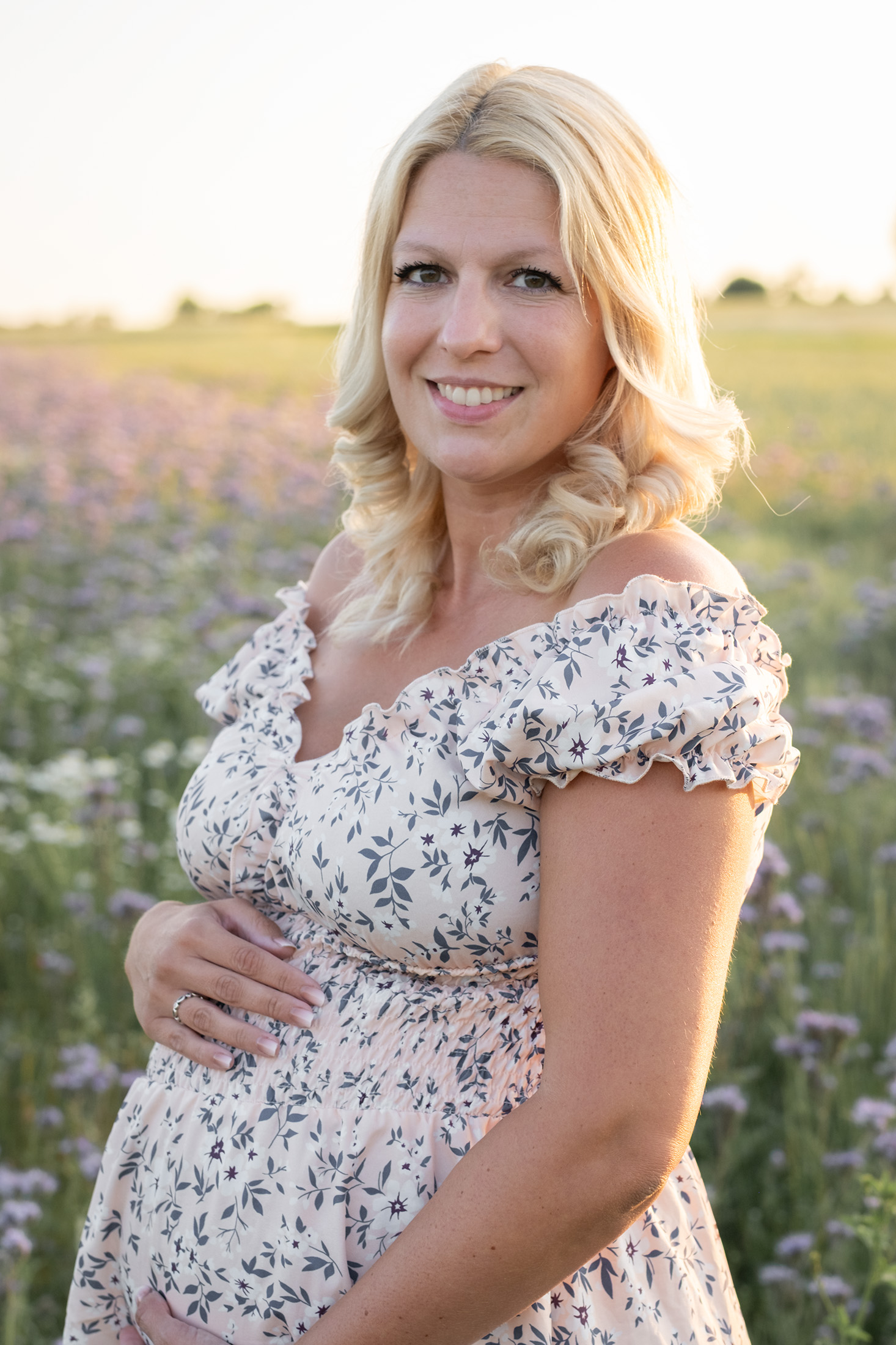 babybauchbilder Sonnenuntergang Fotoshooting
Fotograf in Herrenberg
Fotograf in Nagold
Fotograf in Calw