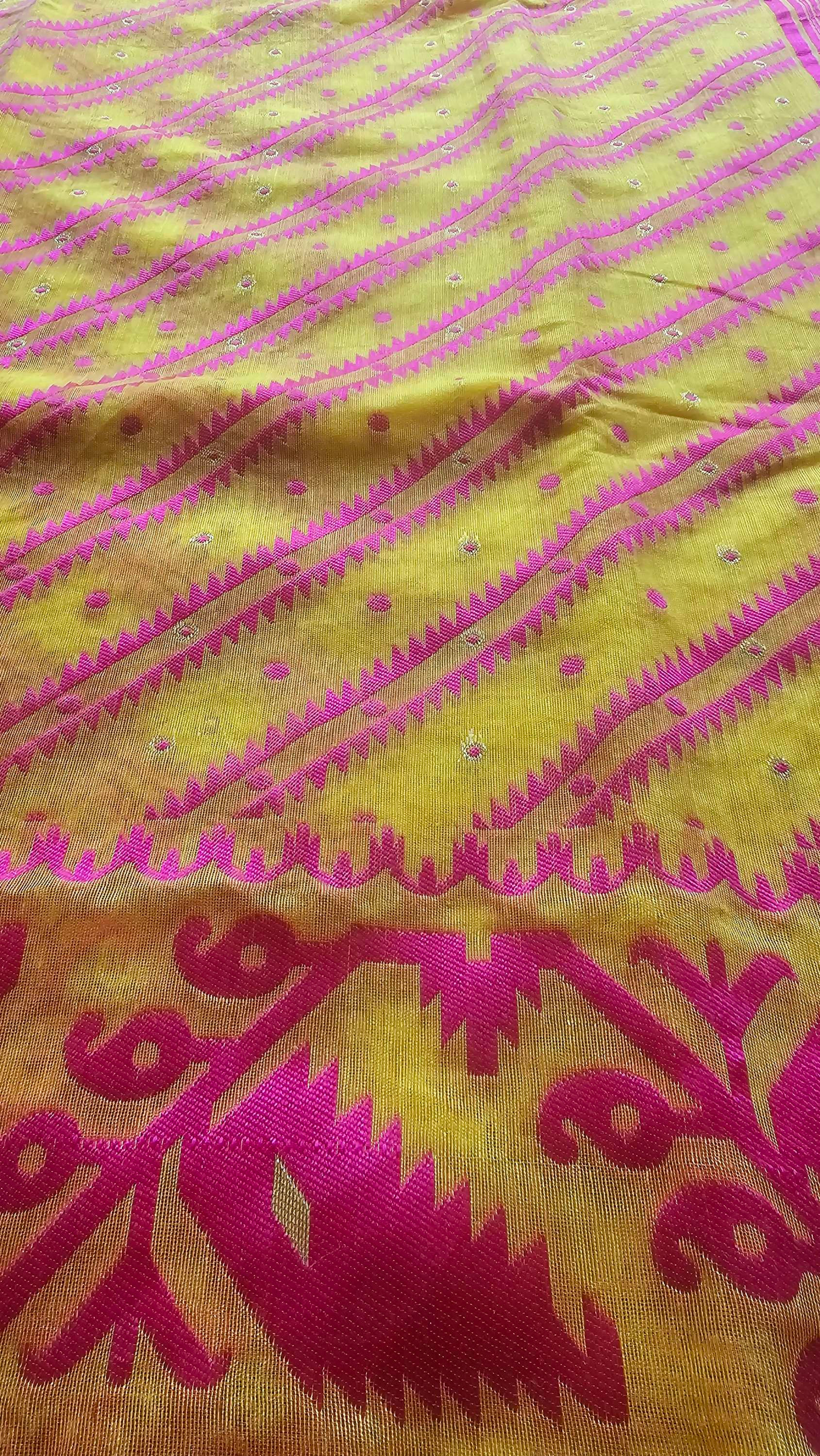 Stripe jamdani saree