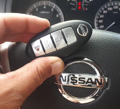 Nissan Sentra presença frente.jpg