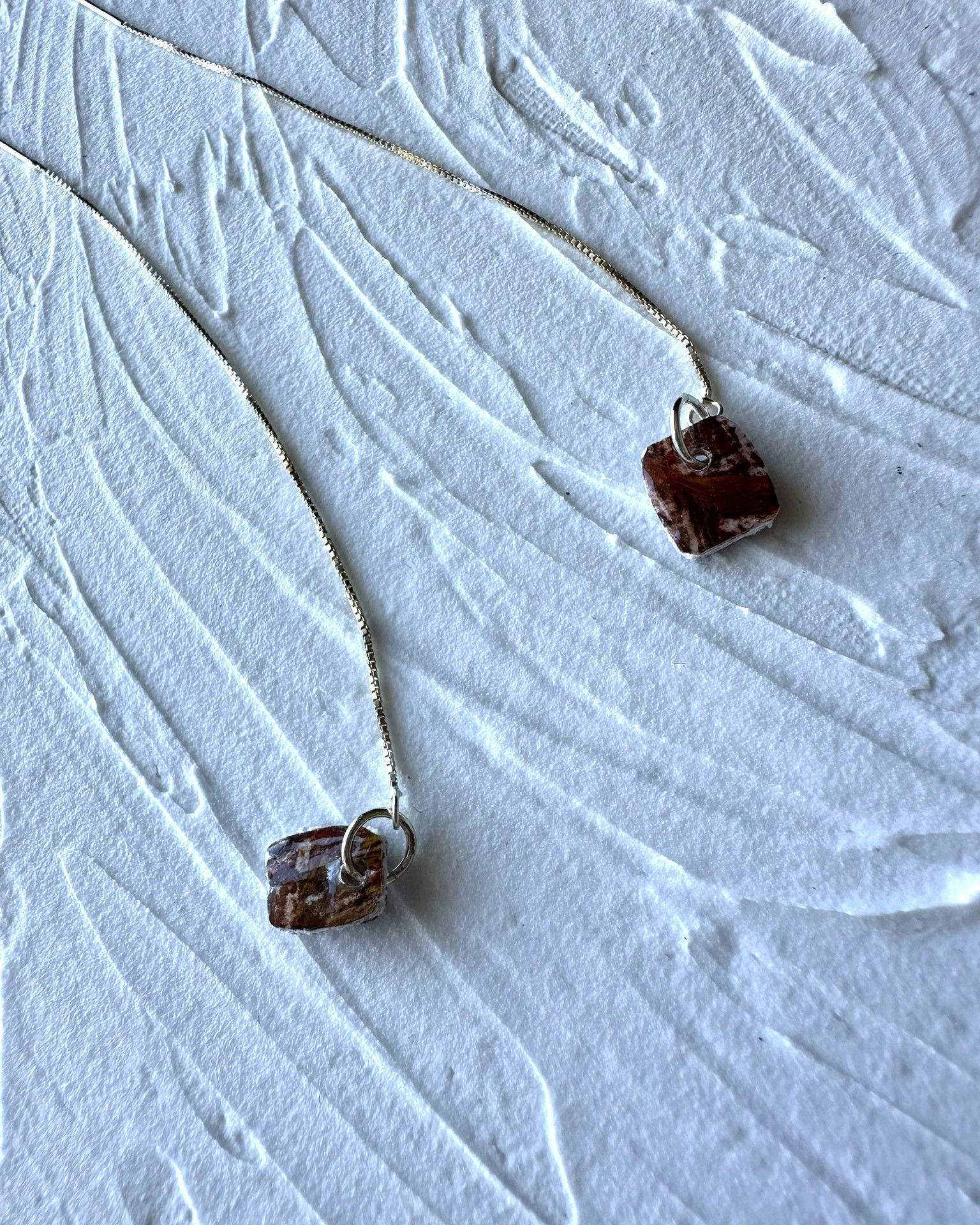 Terrestre boisée - Boucles d'oreilles à chaîne pendantes no. 009