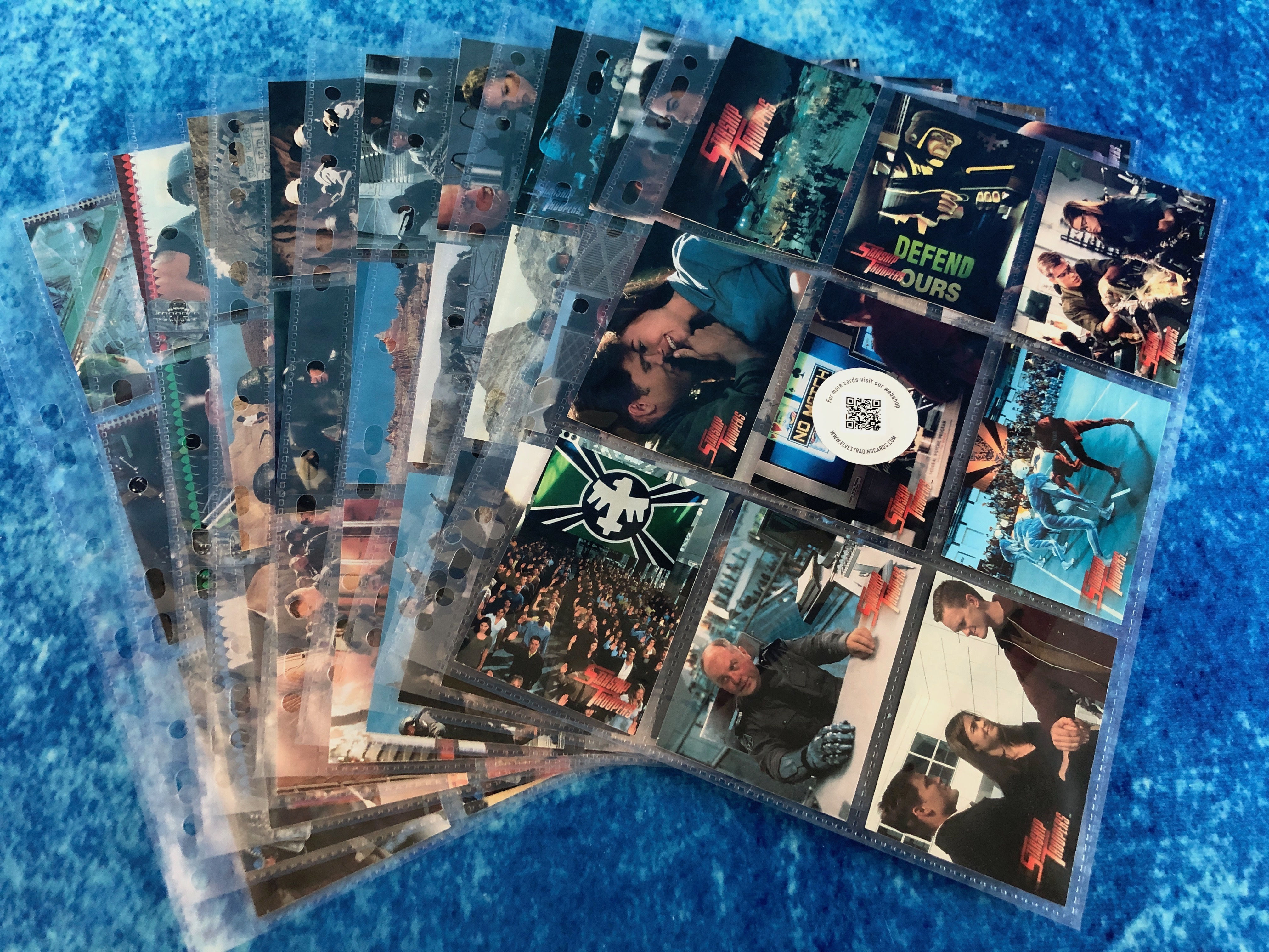 Starship Troopers complete trading card base set by Inkworks 1997