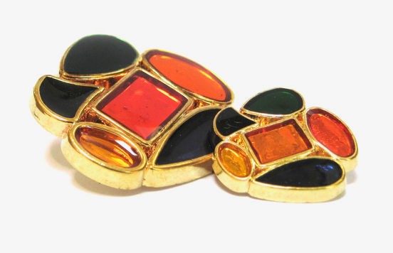 Plastic Button - plated Gold colour with enamelled colours (R341)