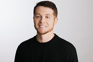 JAMES.jpg