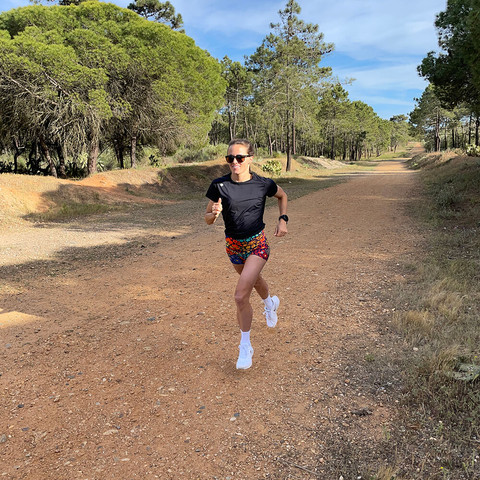 womanrunner.jpeg
