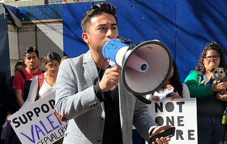 Edwin CarmonaCruz_edited.jpg