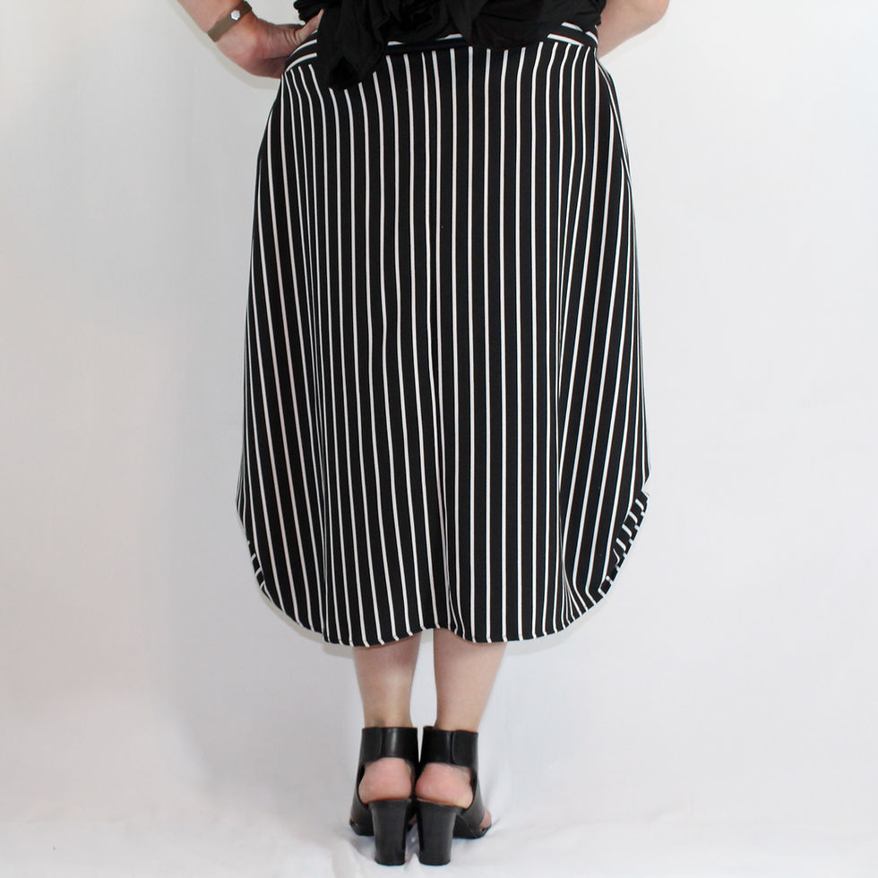 Thumbnail: Striped skirt with belt 