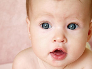 1ère séance d’ostéopathie pour bébé : déroulement et conseils