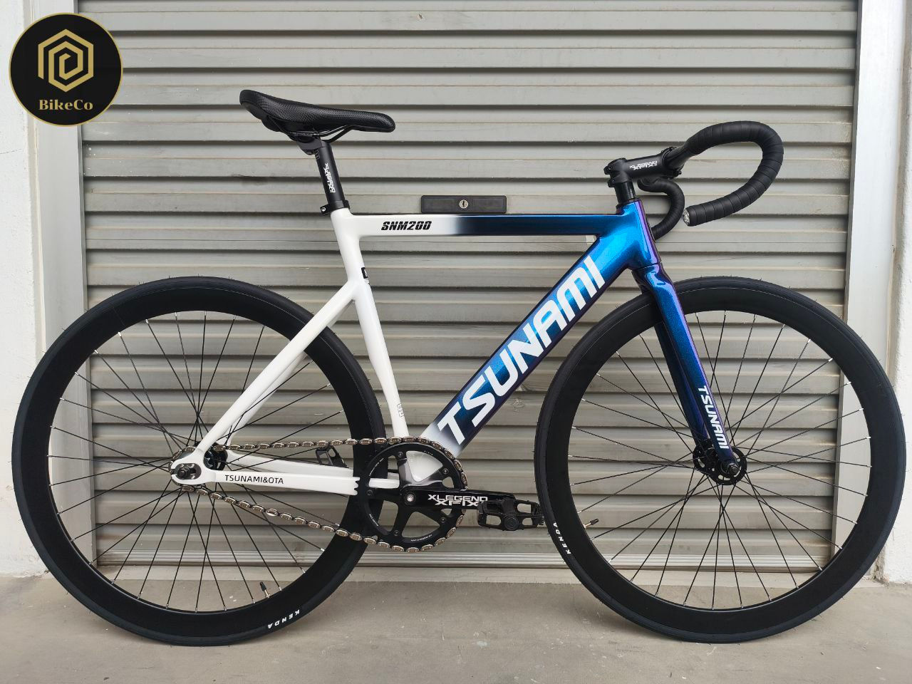 TSUNAMI SNM200 Rare Chameleon White Fixie Bike | Track Fixed Gear Bicycle