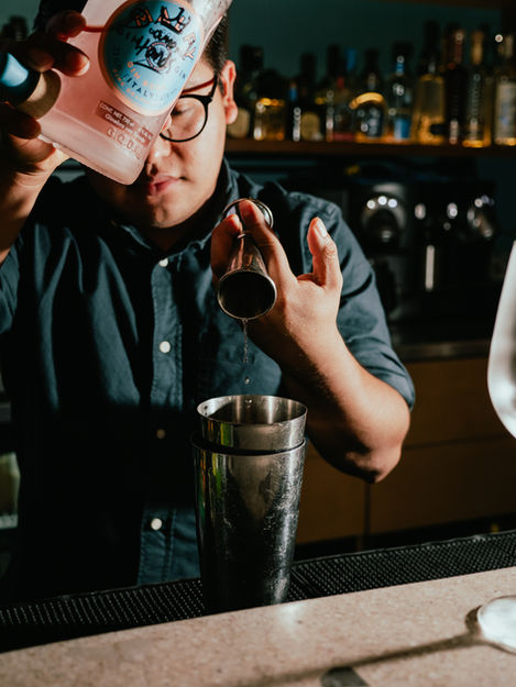 Bartender, fotógrafa retro vintage gastronómica restaurante mixología bebidas Guadalajara, Zapopan