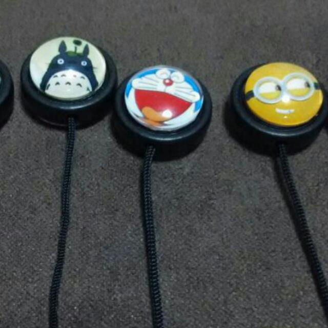 Thumbnail: Lens Cap String