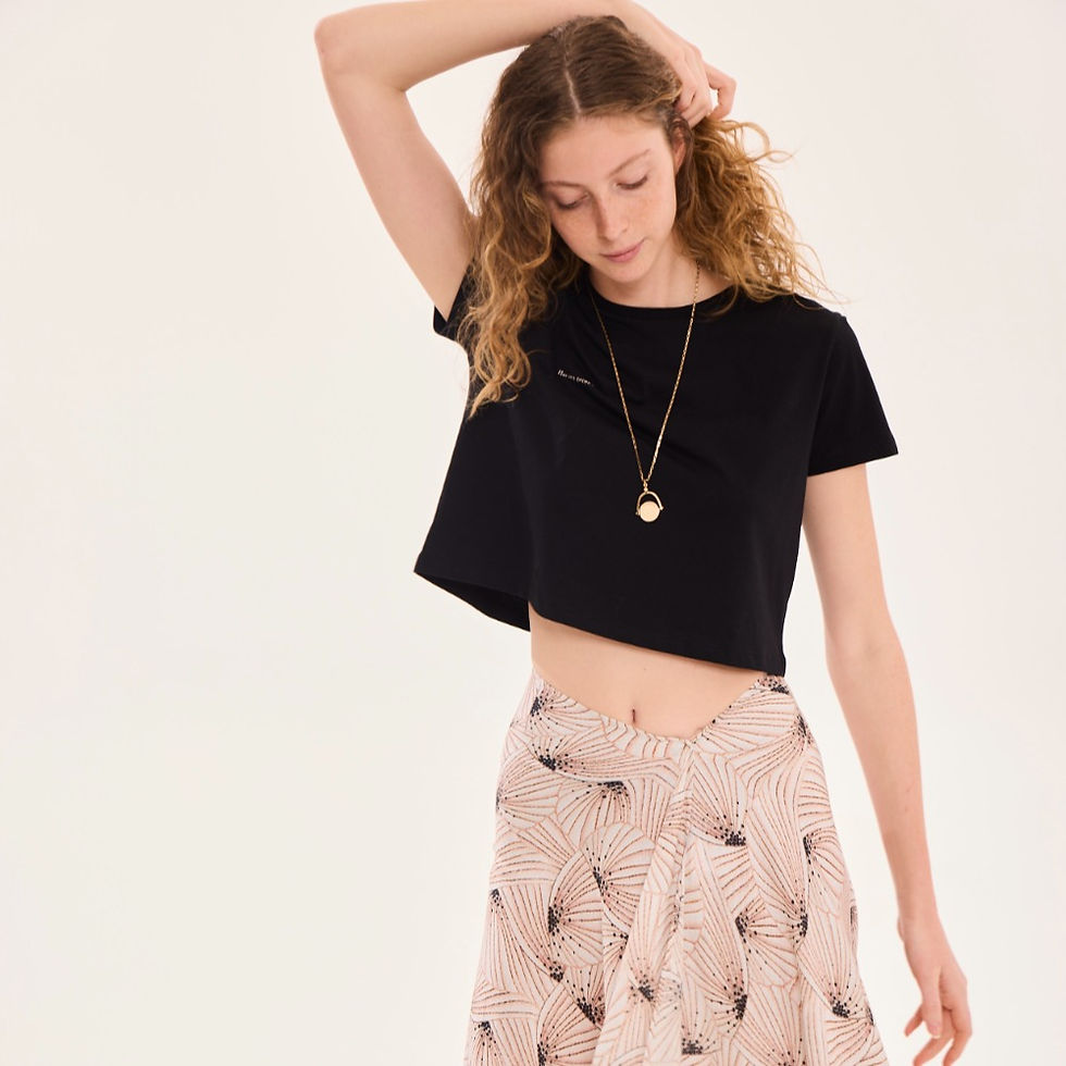 MİA Crop T-Shirt