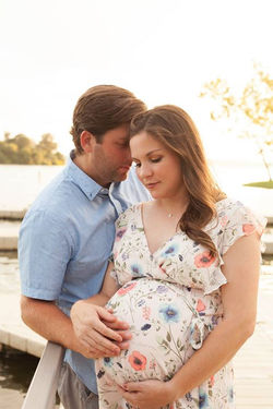 a sneak peak for this glowing mama!