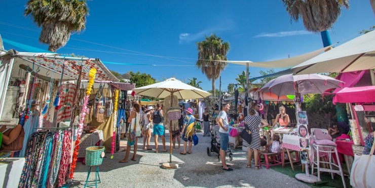 Las Dalias hippie markets 