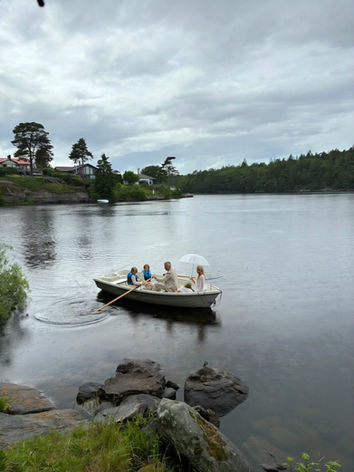 Brudpar i båt