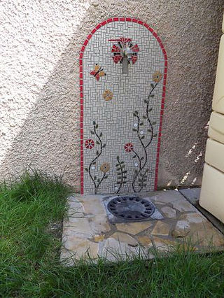 douche extérieure en mosaïque DIY