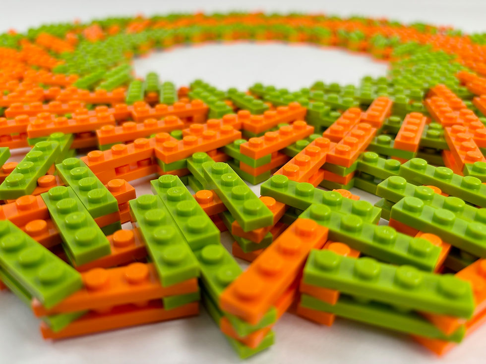 Thumbnail: Interlacing Plates