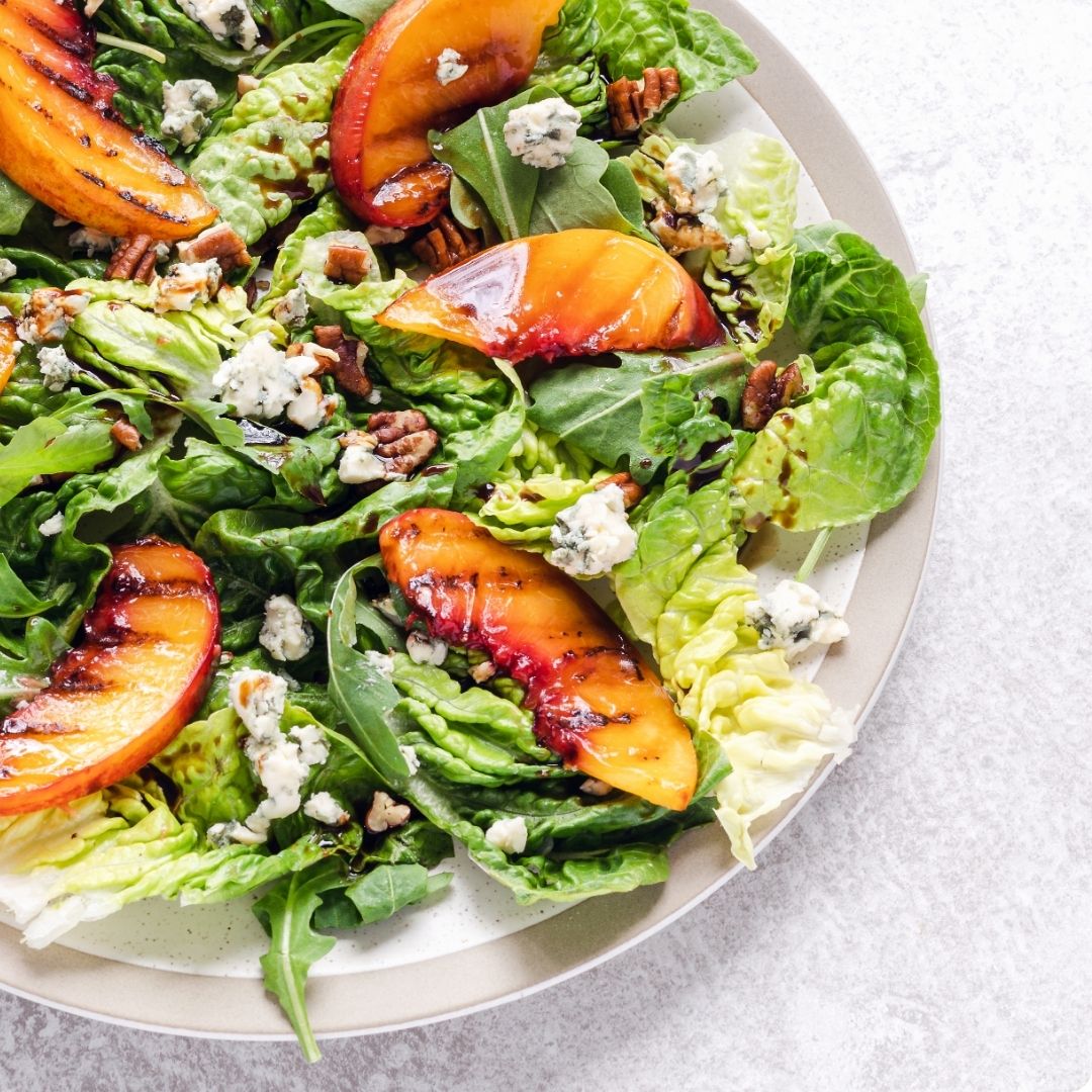 Grilled Peach & Arugula Salad