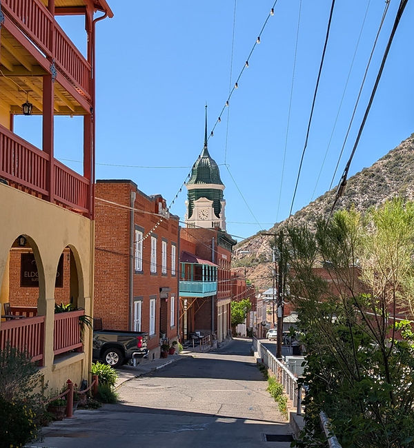 Narrow Old Bisbee street and early 1900s architecture