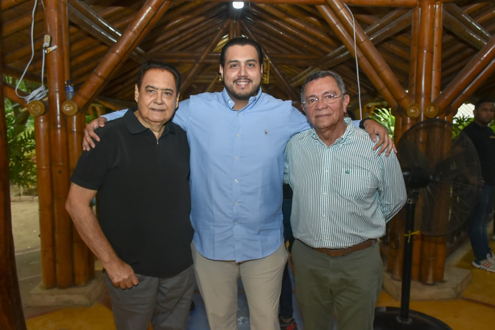 Daniel Celedón , Juan Carlos Celedón , Fernando Meneses
